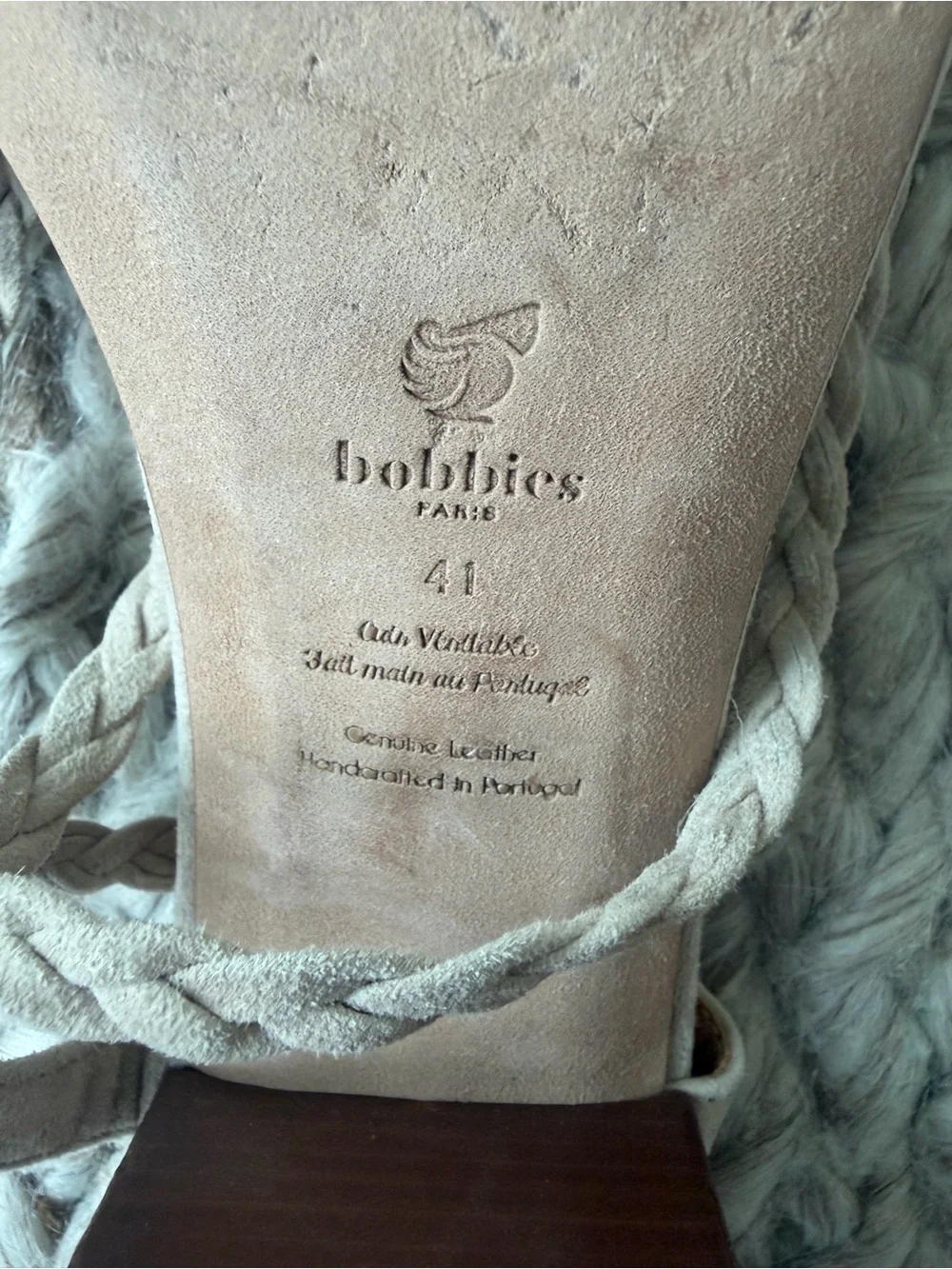 Bobbies braided lace